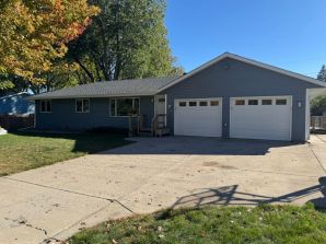 Before & After Roof Replacement & Vinyl Siding in Brghton, MN (2)